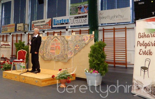 Dr. Papp Lajos szívsebész Berettyóújfaluban 12